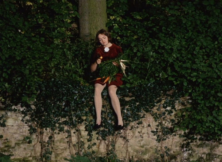 Jitka Novákova en Fruit of Paradise