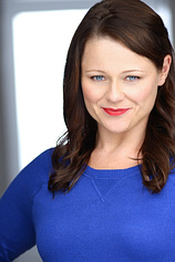 picture of actor Amy Halloran