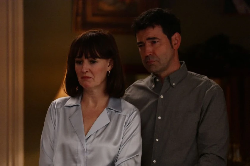 Ron Livingston y Rosemarie DeWitt en una-herencia-de-muerte
