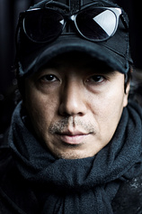 photo of person Jee-woon Kim