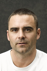 picture of actor Dustin Clare