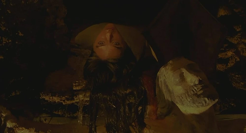 Anna Rose Phipps en dark-waters