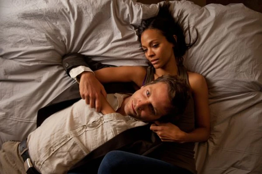 Zoe Saldana y Bradley Cooper en el-ladron-de-palabras