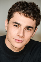 picture of actor Émile Ouellette