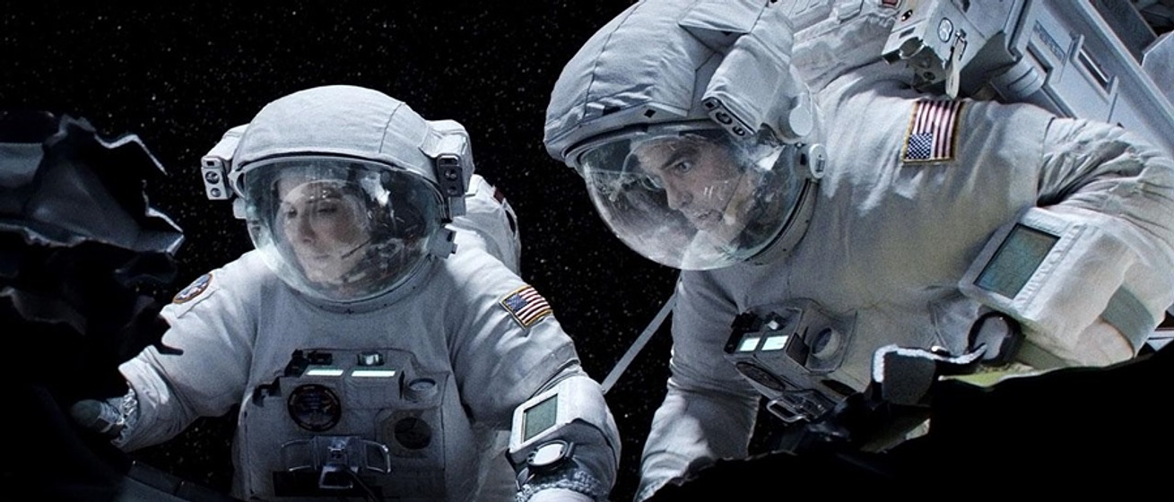 George Clooney y Sandra Bullock en Gravity
