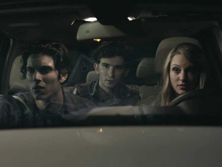 Kirby Bliss Blanton, Alex Shaffer y Samuel Larsen en recovery