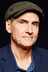 picture of actor James Taylor
