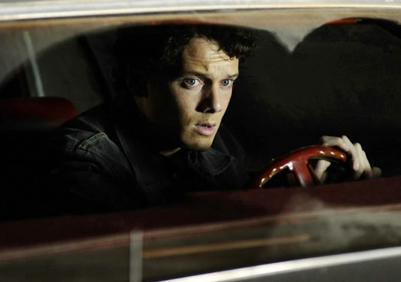 Anton Yelchin en odd-thomas-cazador-de-fantasmas