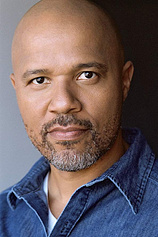 picture of actor J. Lamont Pope