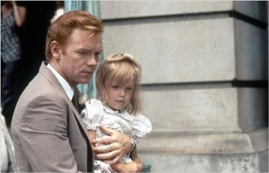 David Caruso y Katie Sagona en el-sabor-de-la-muerte
