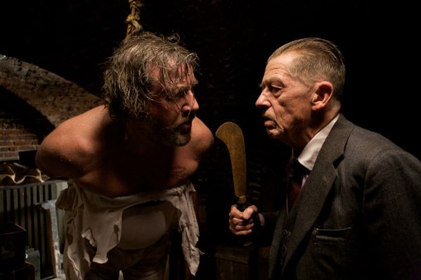 John Hurt y Ray Winstone en 44 Inch Chest (La medida de la venganza)