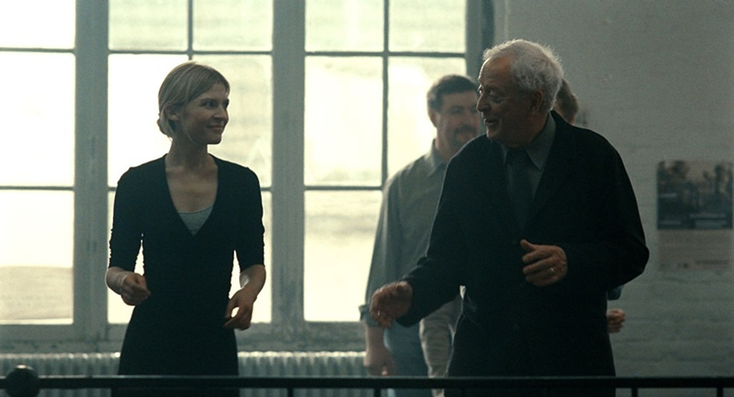 Michael Caine y Clémence Poésy en Mi Amigo Mr. Morgan