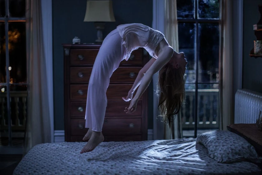 Ashley Bell en el-ultimo-exorcismo-parte-ii