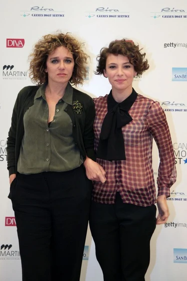 Valeria Golino y Jasmine Trinca en miel-2013 (Cannes. Mayo 2013)