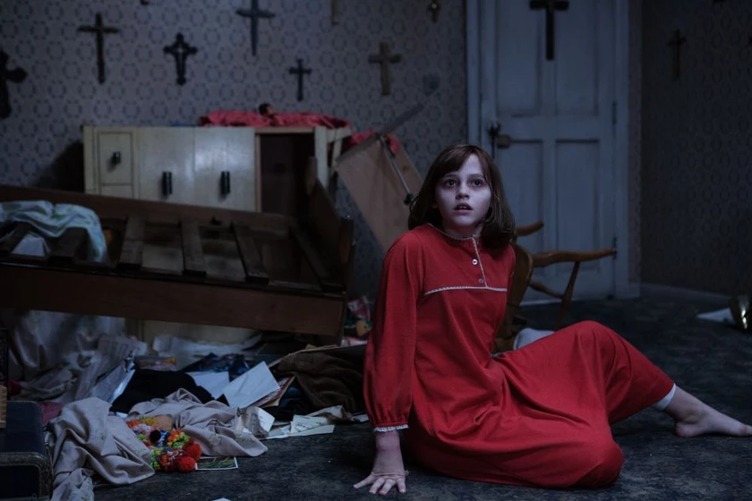 Madison Wolfe en expediente-warren-el-caso-enfield