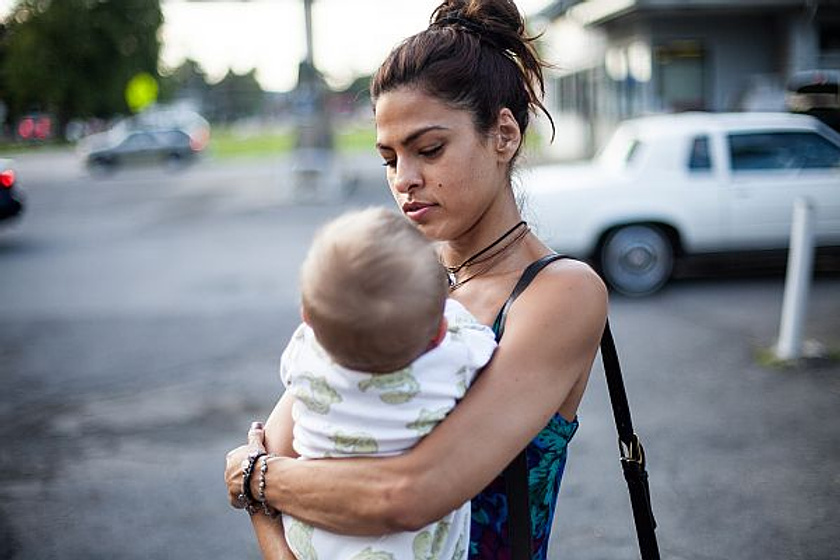Eva Mendes en Cruce de Caminos