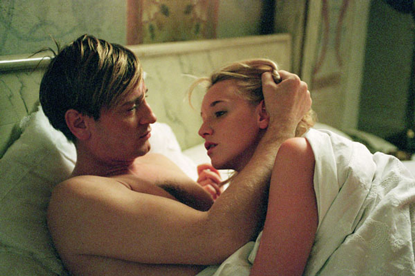 Benoît Magimel y Ludivine Sagnier en Una Chica Cortada en Dos
