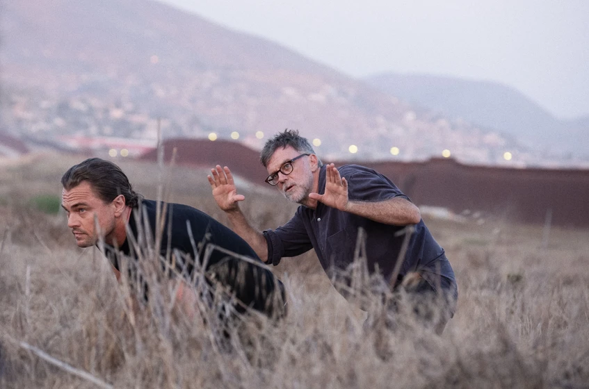 Paul Thomas Anderson y Leonardo DiCaprio en una-batalla-tras-otra (Rodaje)