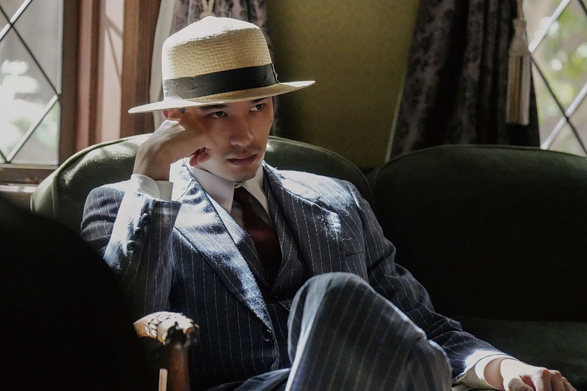 Imagen de revolver-lily