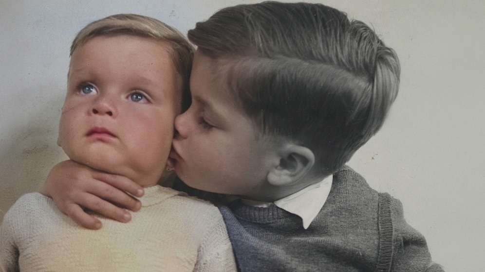 Imagen de between-brothers