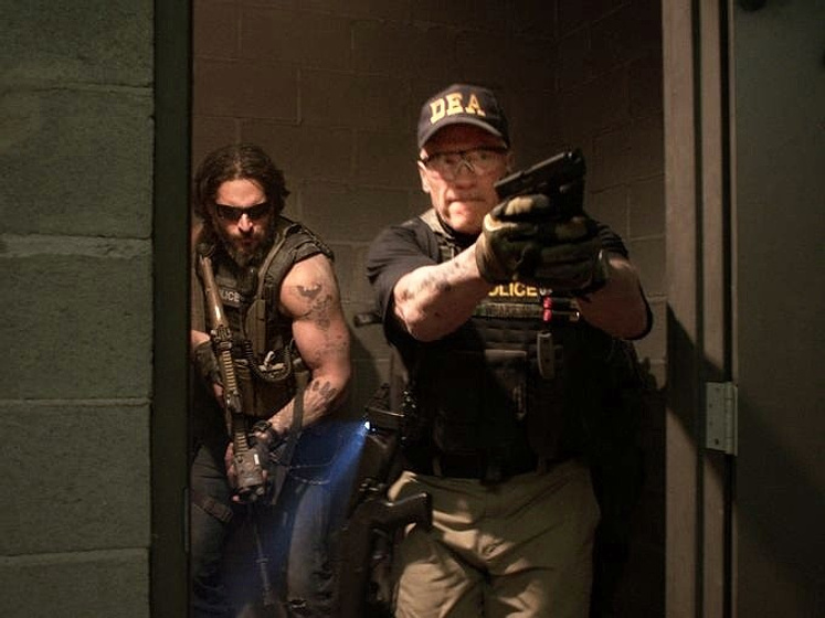 Arnold Schwarzenegger y Joe Manganiello en Sabotage