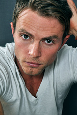 picture of actor Wilson Bethel