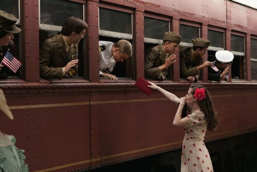 Jennifer Love Hewitt, Billy Magnussen y Meghann Fahy en el-san-valentin-perdido