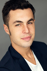 photo of person Harry Standbridge