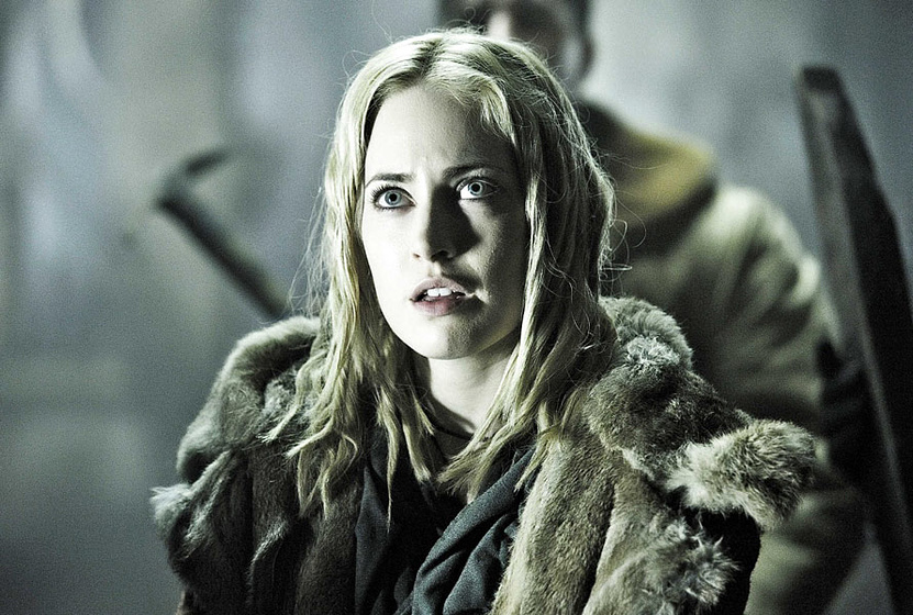 Charlotte Sullivan en Colonia V