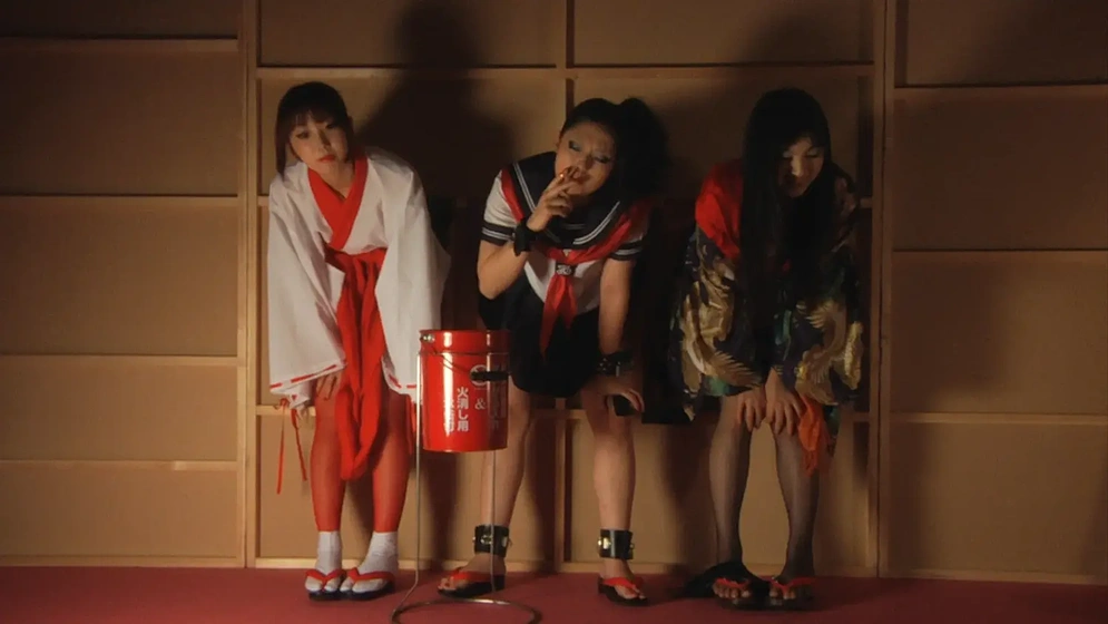 Imagen de horny-house-of-horror-fashion-hell