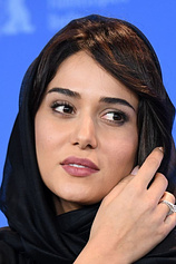 picture of actor Parinaz Izadyar