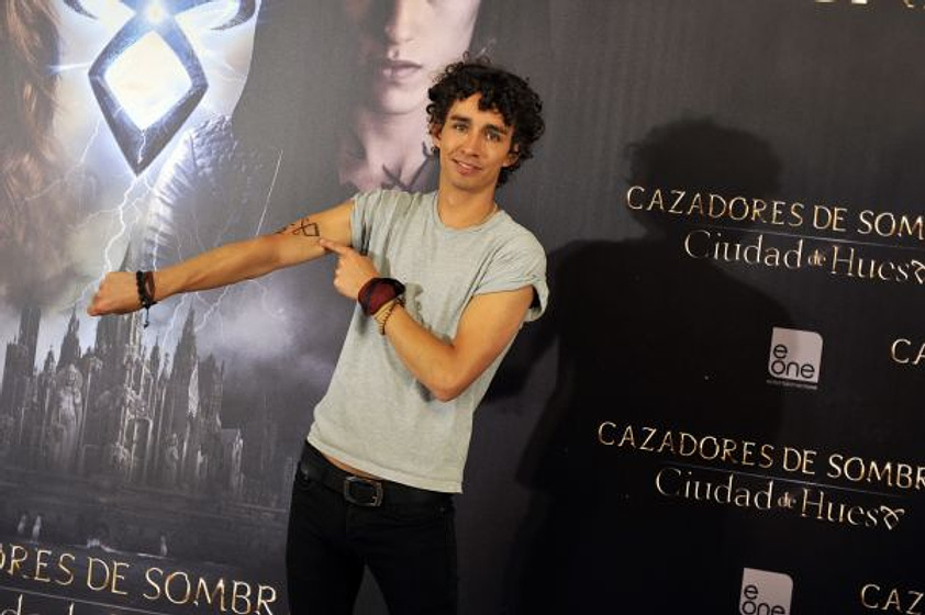 Robert Sheehan en Cazadores de sombras: Ciudad de hueso (Premiere en Madrid. Agosto 2013)