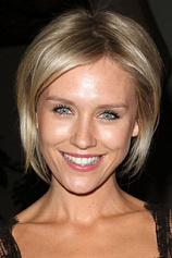 picture of actor Nicky Whelan
