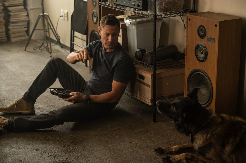 Aaron Eckhart en Ajuste de cuentas (Muzzle)