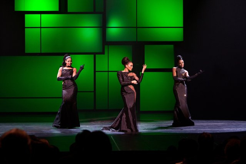 Carmen Ejogo, Tika Sumpter y Jordin Sparks en Sparkle