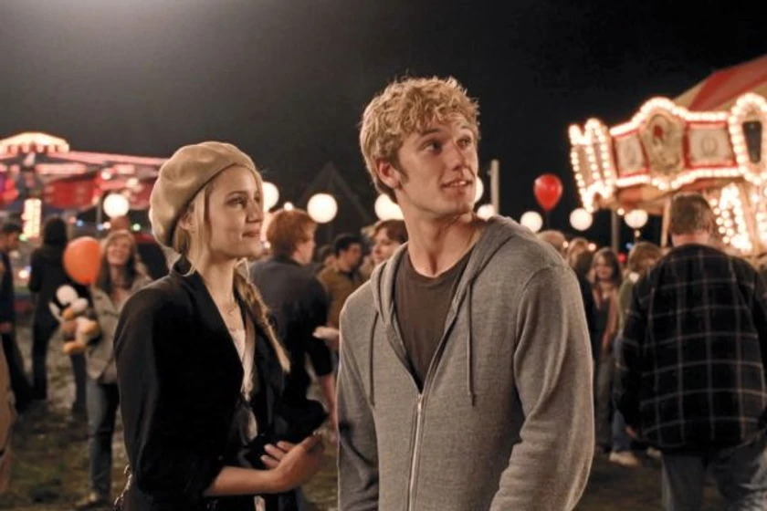 Alex Pettyfer y Dianna Agron en soy-el-numero-cuatro