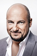 picture of actor Piotr Gasowski