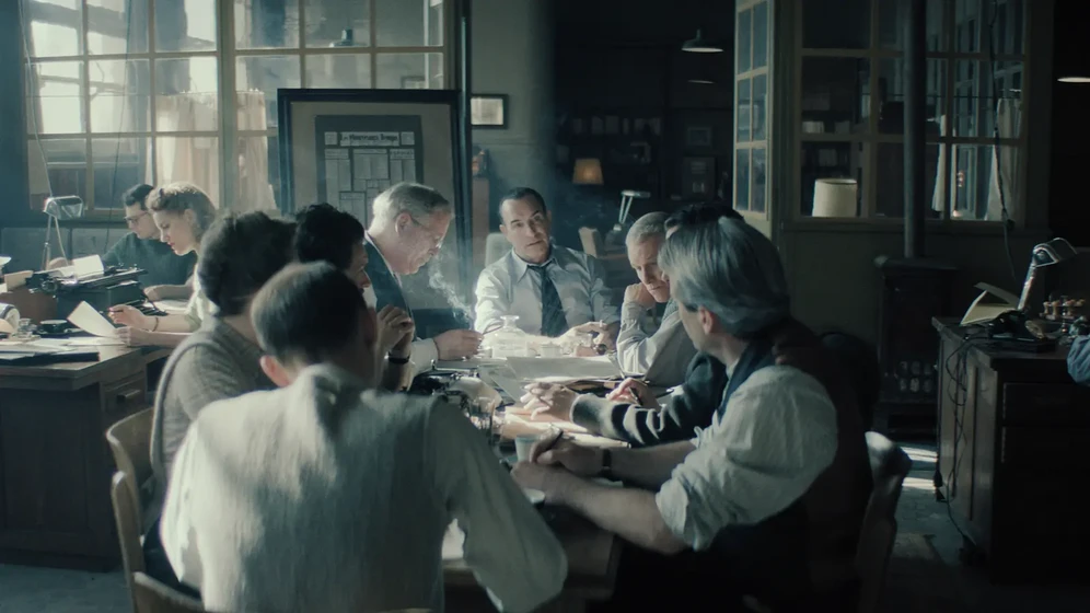 Jean Dujardin en the-rays-and-shadows