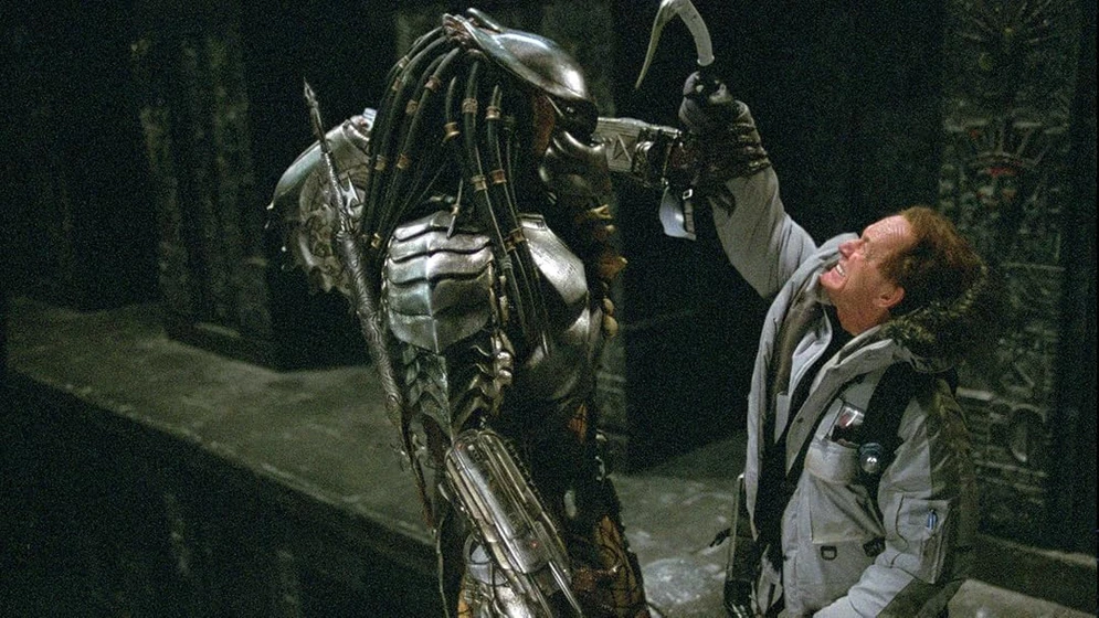 Lance Henriksen en alien-vs-predator