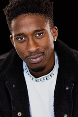 picture of actor James-Edward Métayer