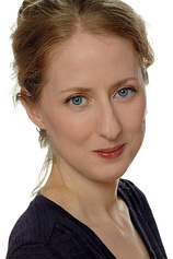 photo of person Kathryn Barnhardt