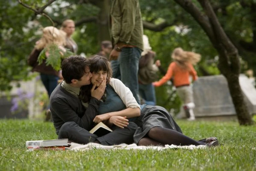 Joseph Gordon-Levitt y Zooey Deschanel en 500-dias-juntos