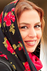 picture of actor Tina Pakravan