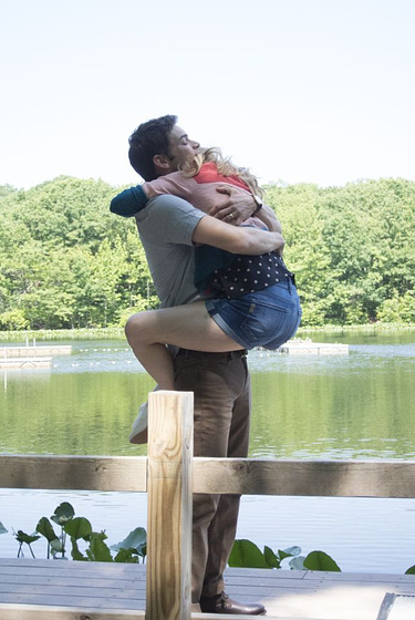 Anna Kendrick y Jeremy Jordan en Los Últimos cinco años