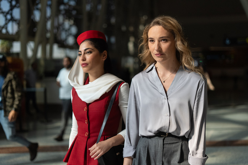 Déborah François y Mina El Hammani en Raqa