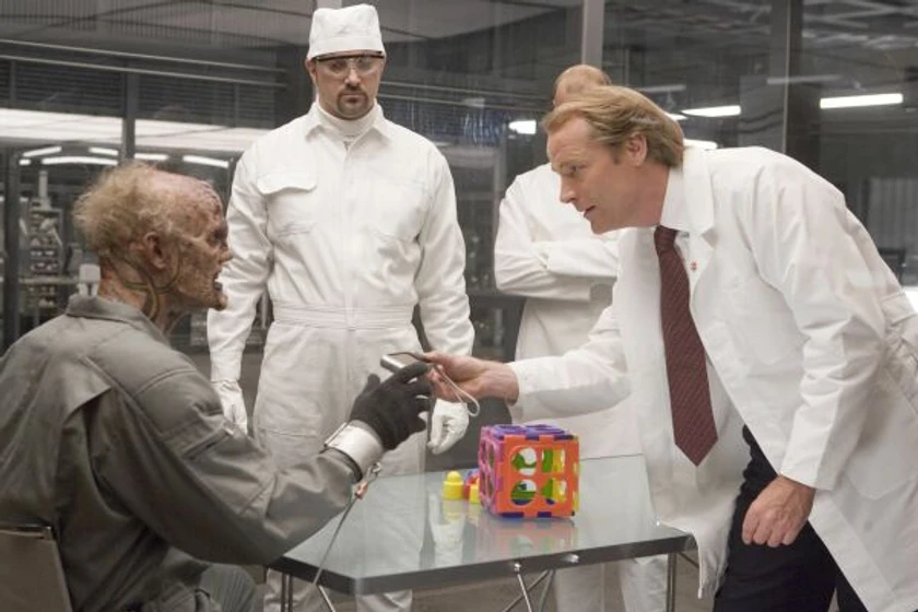 Iain Glen en resident-evil-extincion