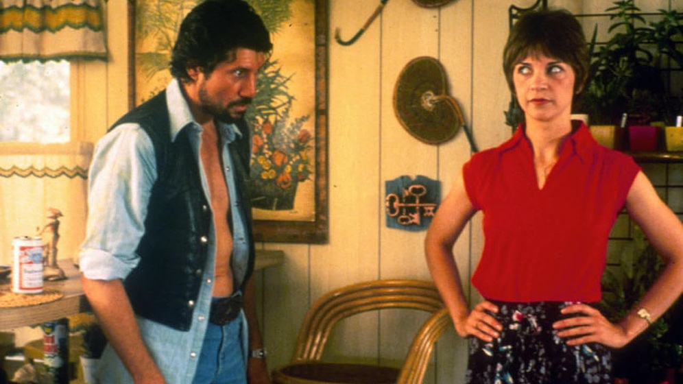 Fred Ward y Cindy Williams en UFOria