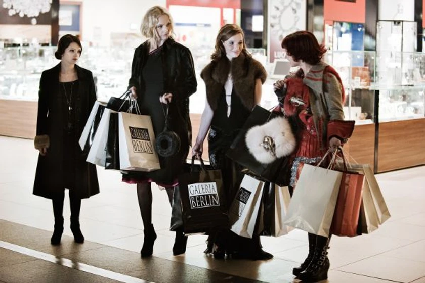 Nina Hoss, Karoline Herfurth, Jennifer Ulrich y Anna Fischer en somos-la-noche