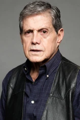 photo of person Héctor Bonilla