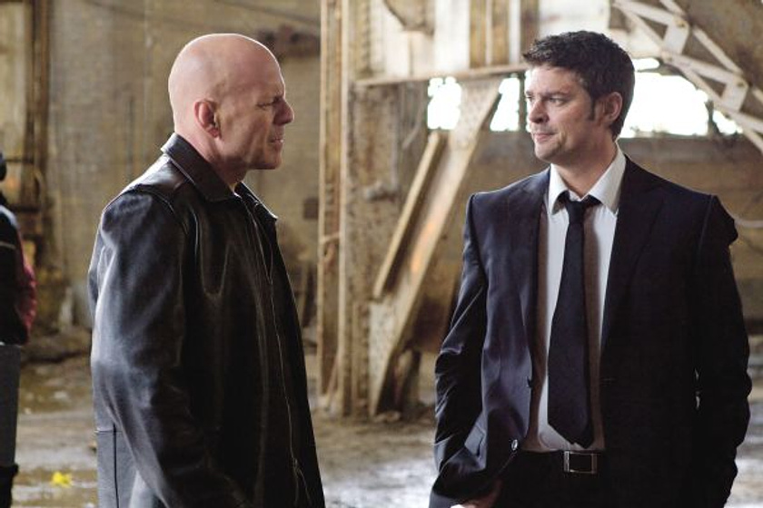 Bruce Willis y Karl Urban en RED
